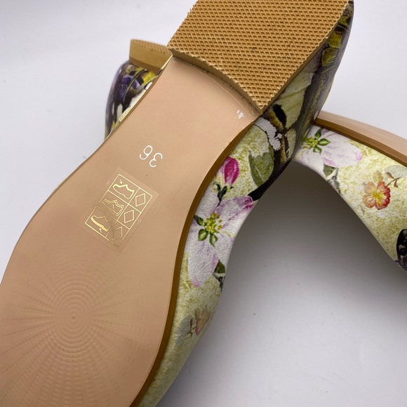 BNWT NEEFS PRINTED BALLERINA FLATS Size 6 NEW IN BOX | Made in Turkey - Picture 3 of 12